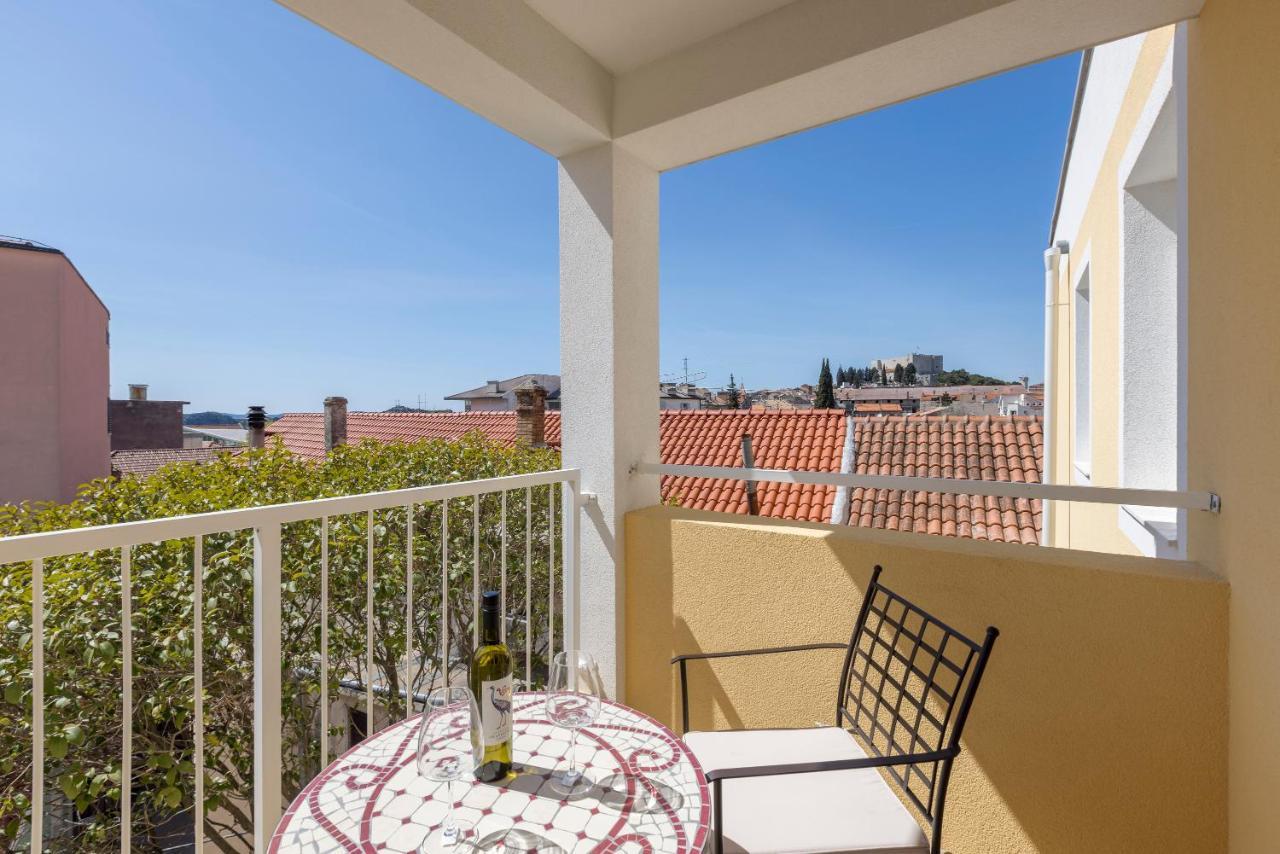 Porto Sereno Apartments Σίμπενικ Εξωτερικό φωτογραφία