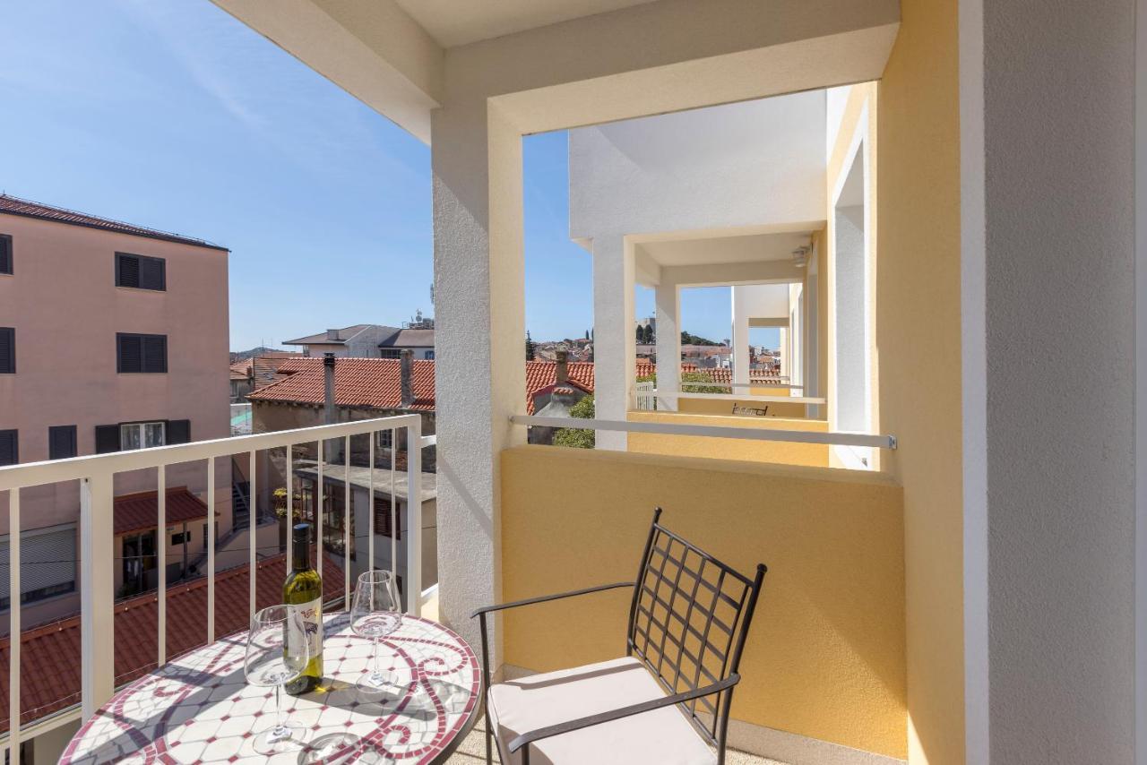 Porto Sereno Apartments Σίμπενικ Εξωτερικό φωτογραφία