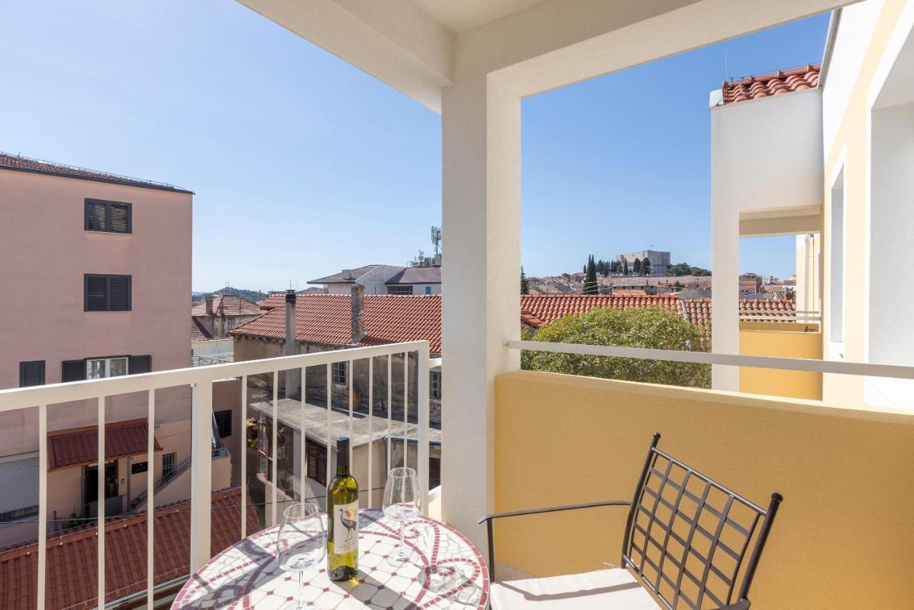 Porto Sereno Apartments Σίμπενικ Εξωτερικό φωτογραφία