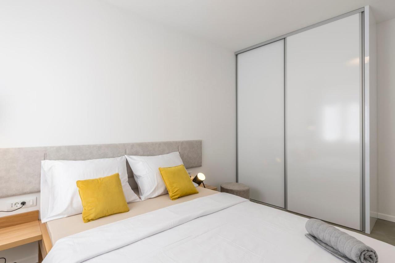 Porto Sereno Apartments Σίμπενικ Εξωτερικό φωτογραφία