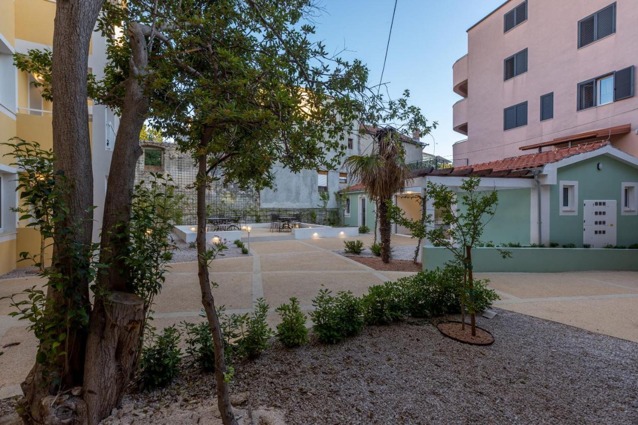 Porto Sereno Apartments Σίμπενικ Εξωτερικό φωτογραφία
